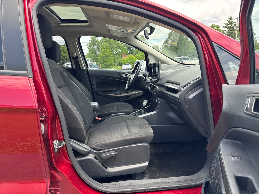 Photo 12 of this FORD ECOSPORT