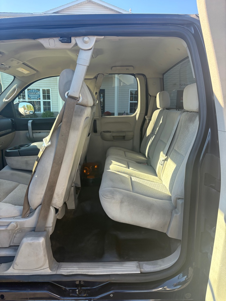 Photo 10 of this CHEVROLET SILVERADO 2500H