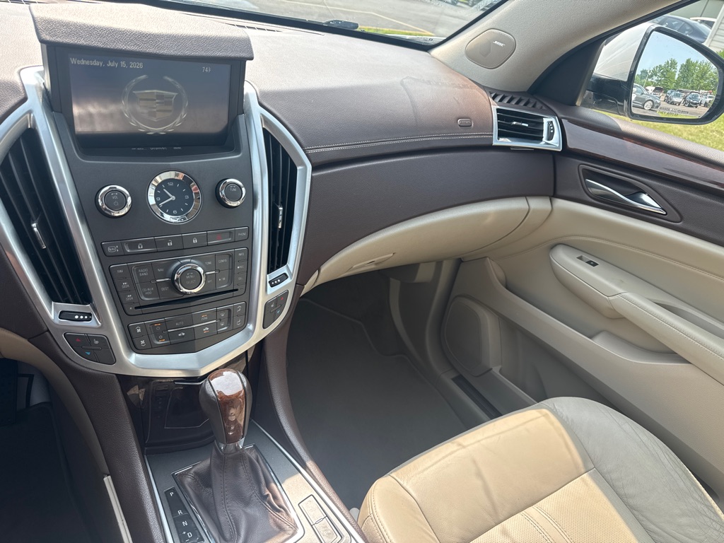 Photo 16 of this CADILLAC SRX