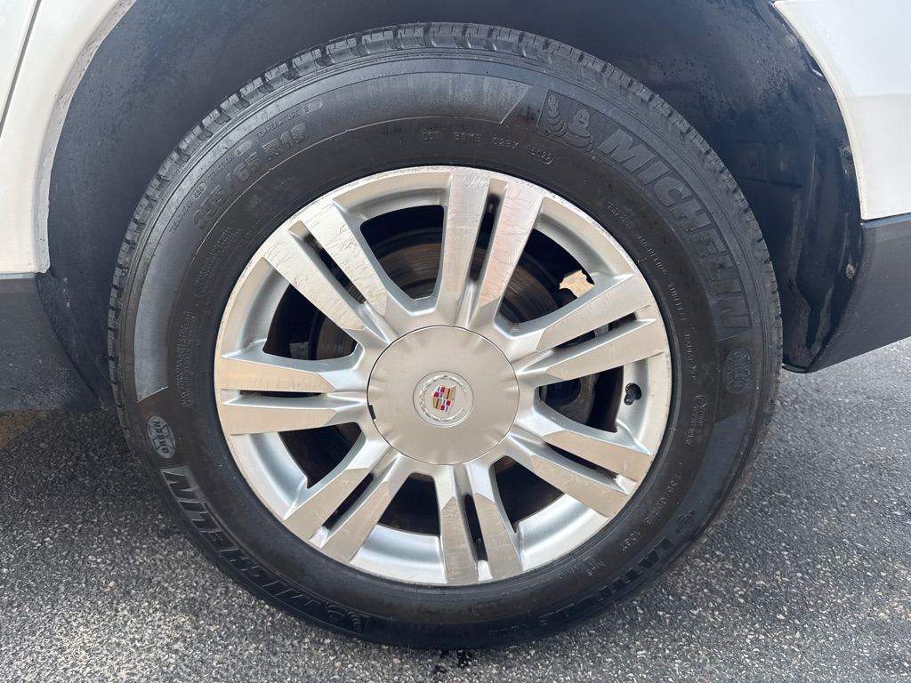 Photo 9 of this CADILLAC SRX