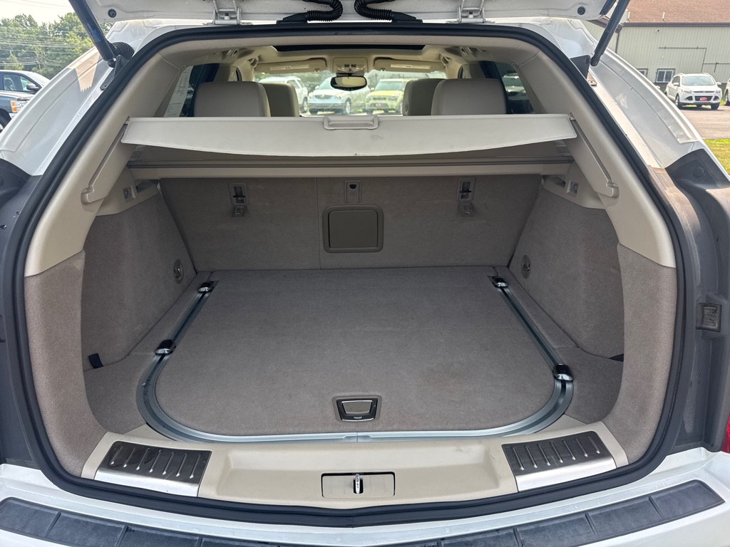 Photo 14 of this CADILLAC SRX