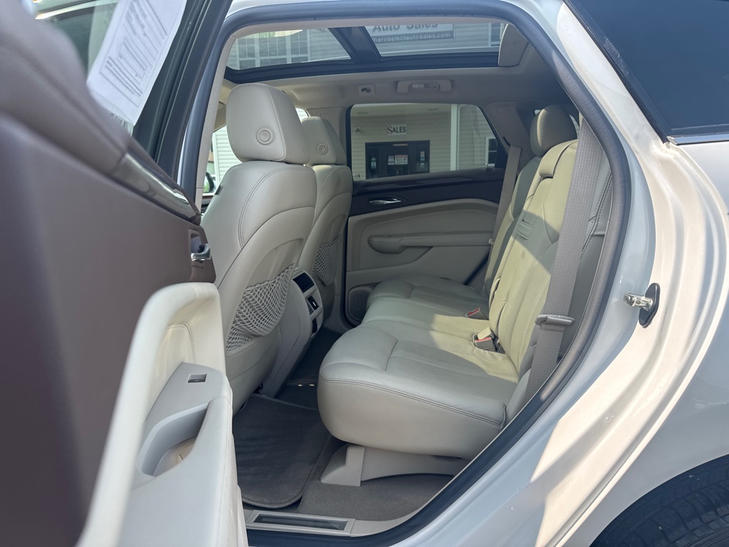 Photo 11 of this CADILLAC SRX