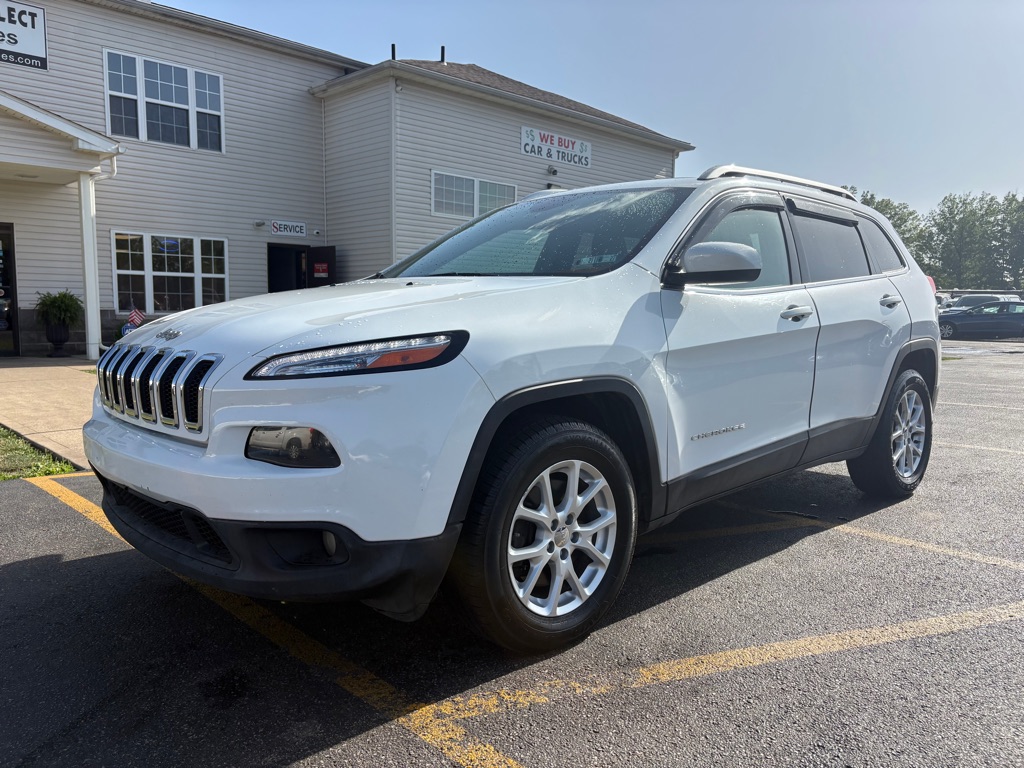 Photo 2 of this JEEP CHEROKEE