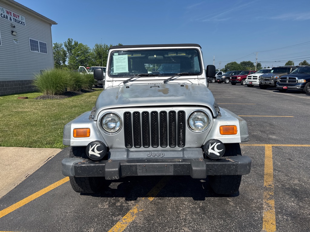 Photo 3 of this JEEP WRANGLER / TJ