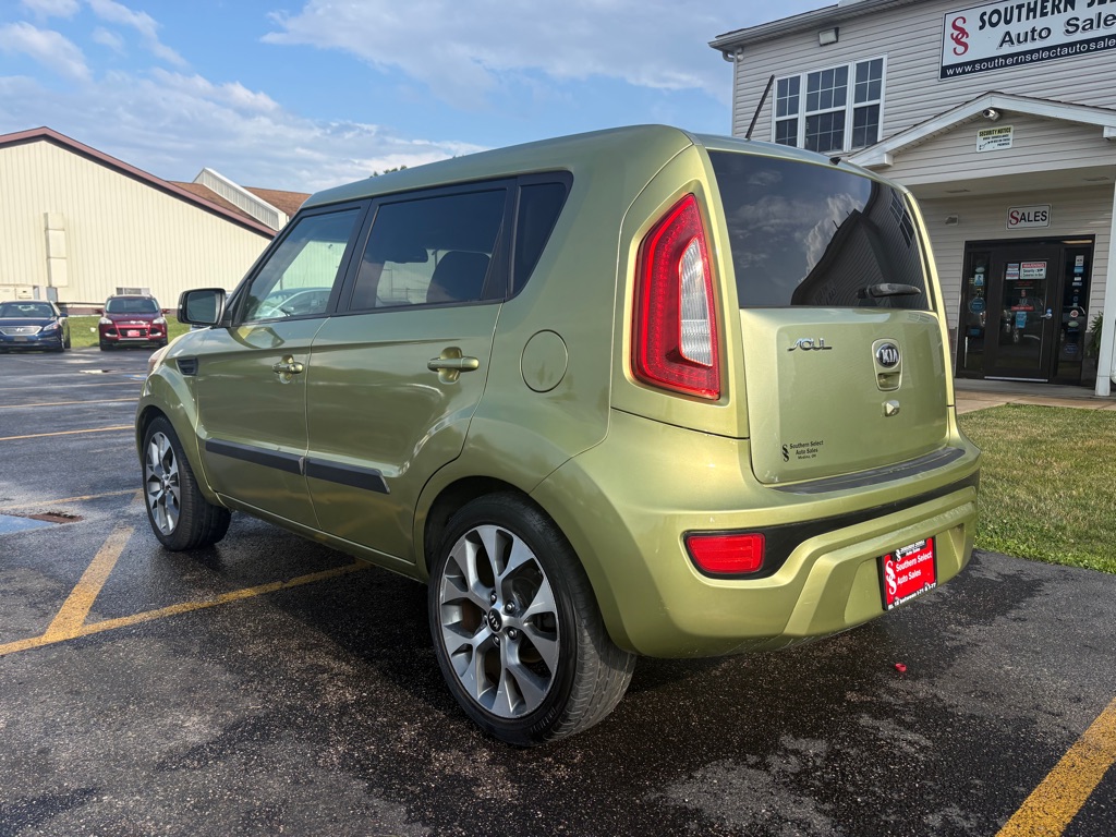 Photo 8 of this KIA SOUL