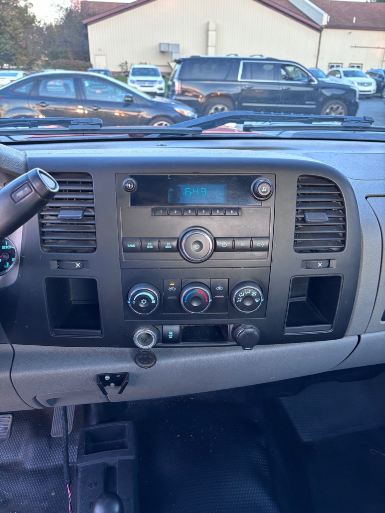 Photo 15 of this CHEVROLET SILVERADO 2500H