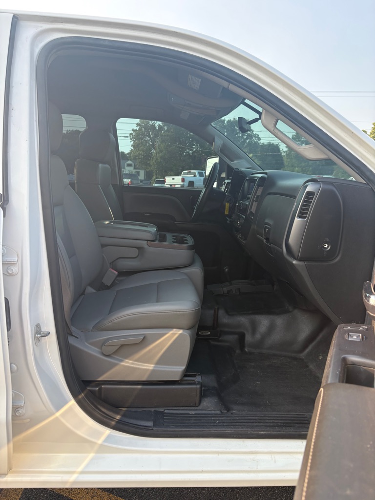 Photo 11 of this CHEVROLET SILVERADO 2500H
