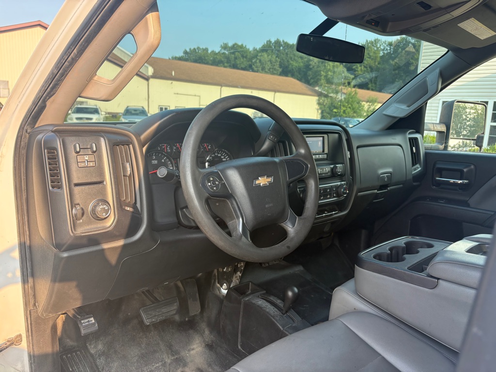 Photo 13 of this CHEVROLET SILVERADO 2500H