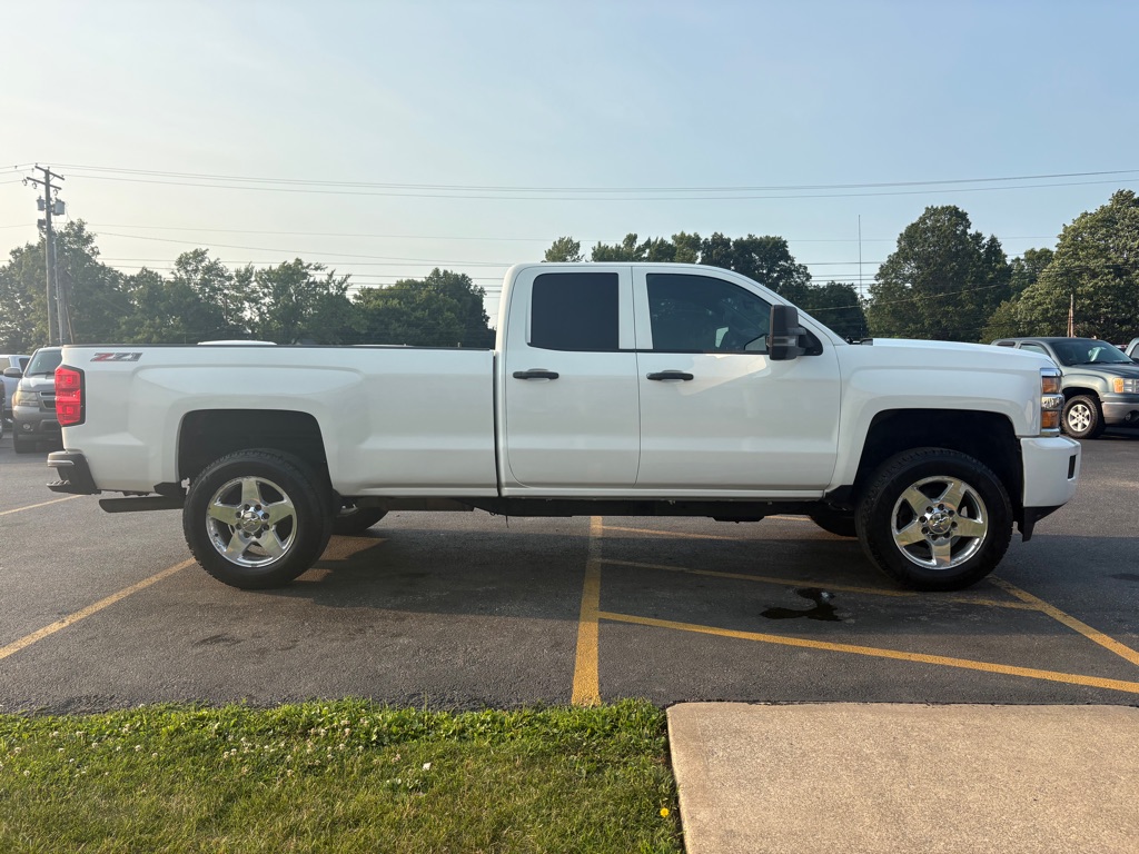 Photo 5 of this CHEVROLET SILVERADO 2500H