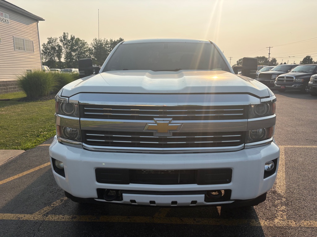 Photo 3 of this CHEVROLET SILVERADO 2500H