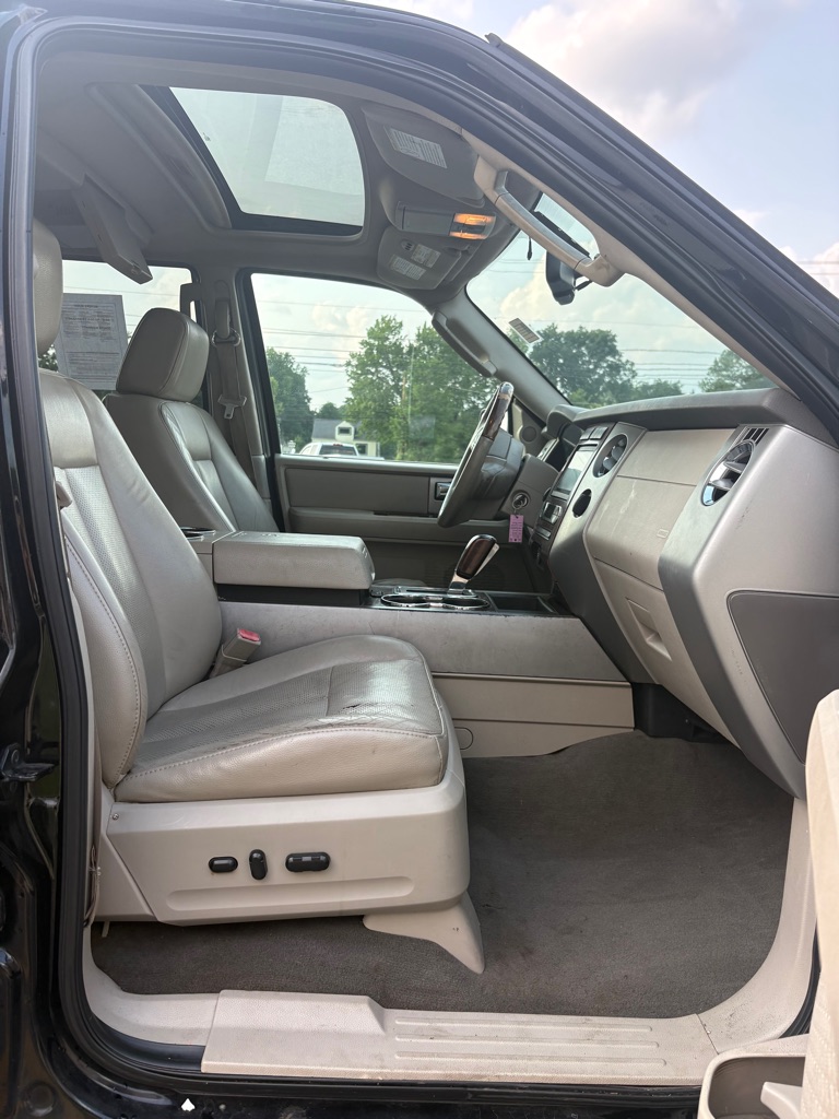 Photo 11 of this FORD EXPEDITION