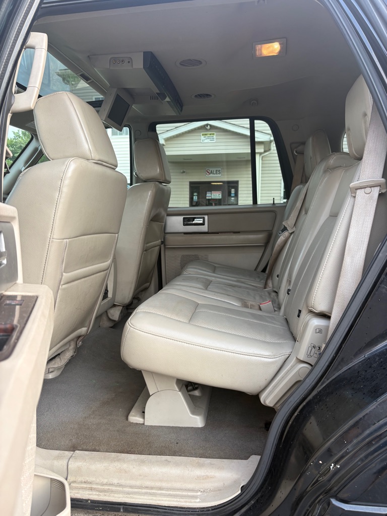Photo 10 of this FORD EXPEDITION