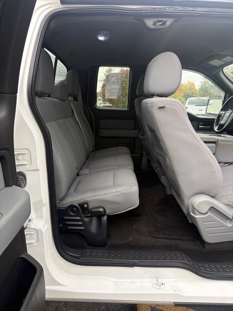 Photo 13 of this FORD F-150
