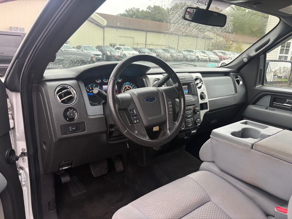 Photo 14 of this FORD F-150