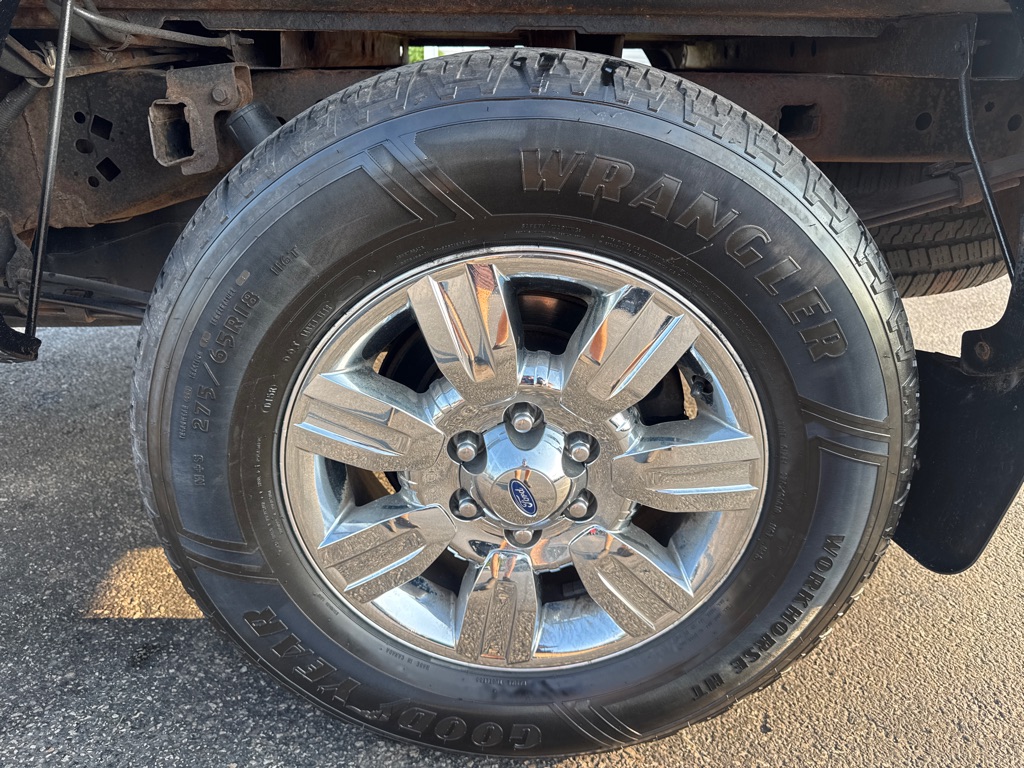 Photo 10 of this FORD F-150