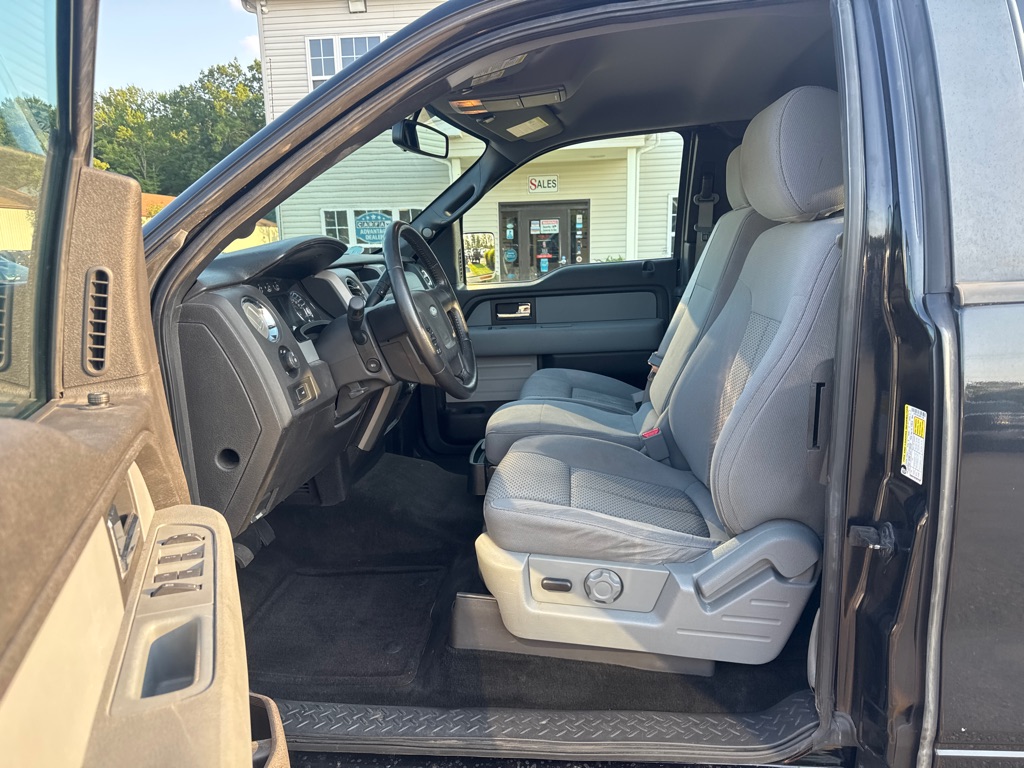 Photo 11 of this FORD F-150