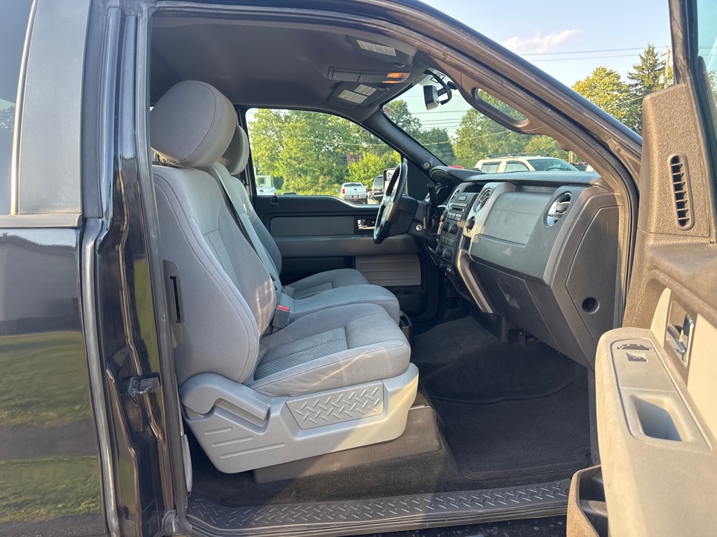 Photo 13 of this FORD F-150
