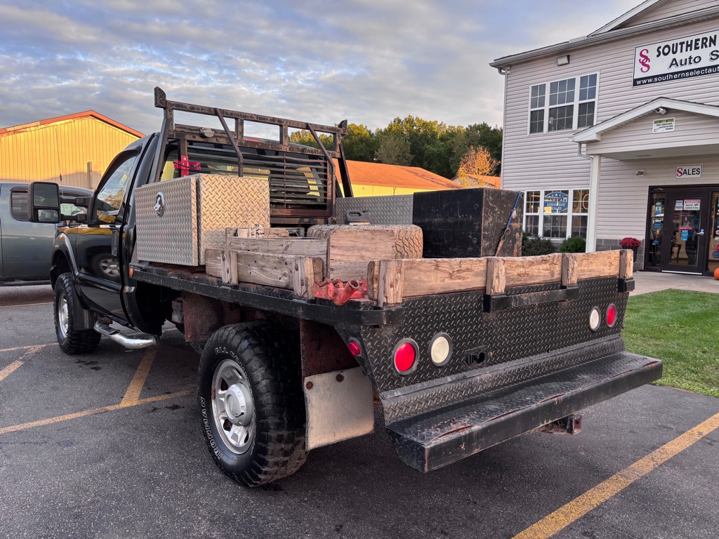 Photo 8 of this FORD F-250 SUPER DUT