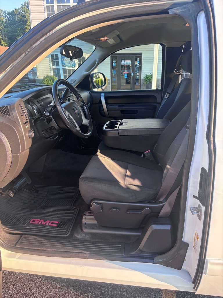 Photo 9 of this GMC SIERRA 1500