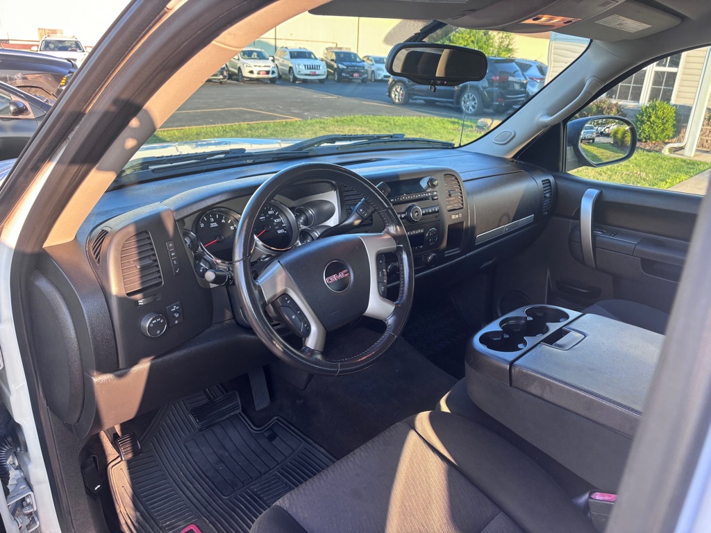 Photo 13 of this GMC SIERRA 1500