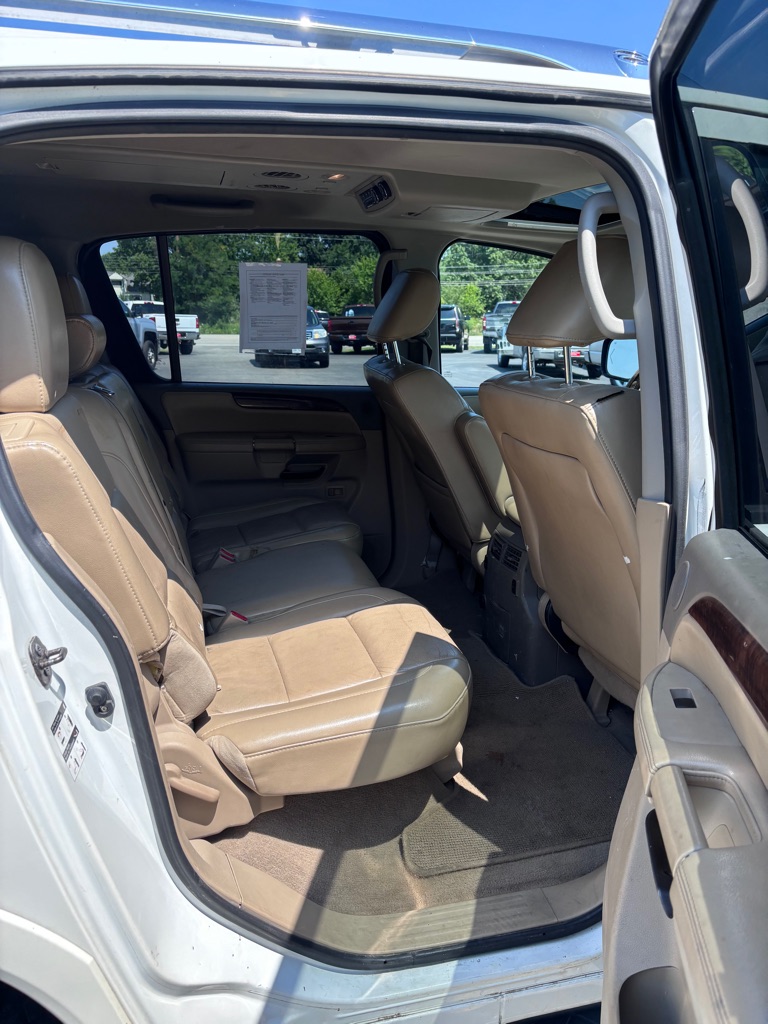 Photo 12 of this NISSAN ARMADA