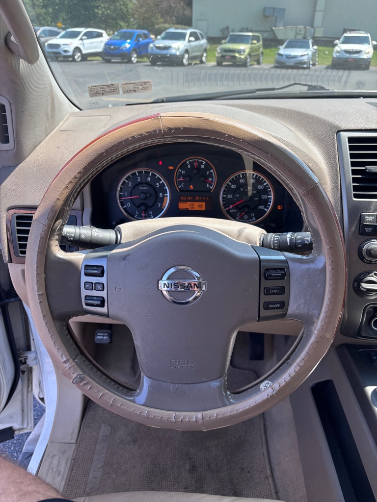 Photo 17 of this NISSAN ARMADA