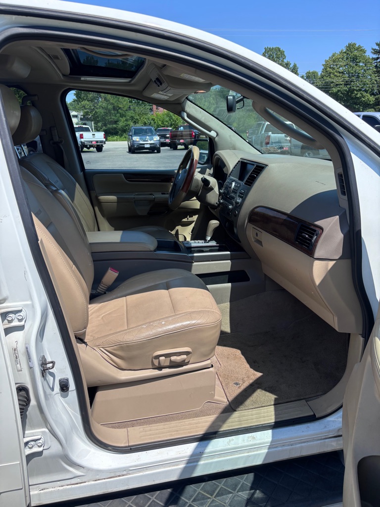 Photo 11 of this NISSAN ARMADA