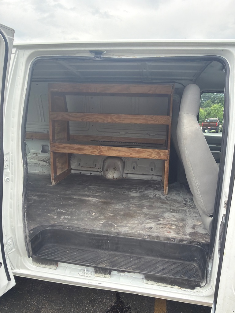 Photo 11 of this FORD E-SERIES