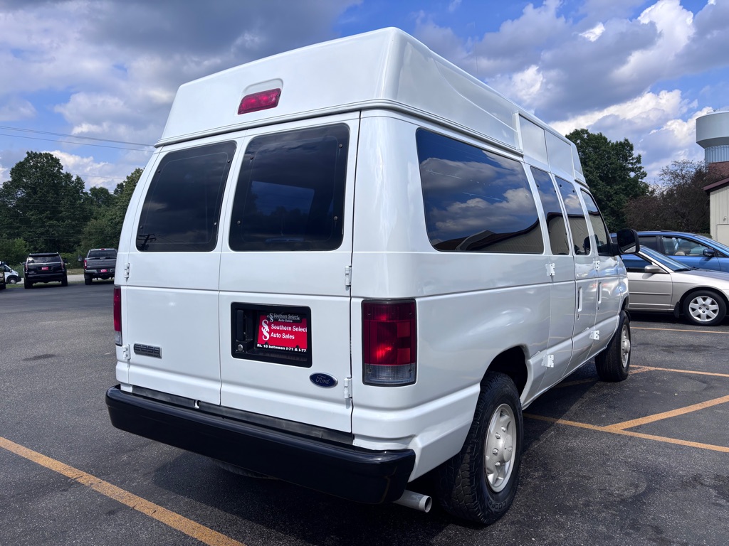 Photo 6 of this FORD E-SERIES