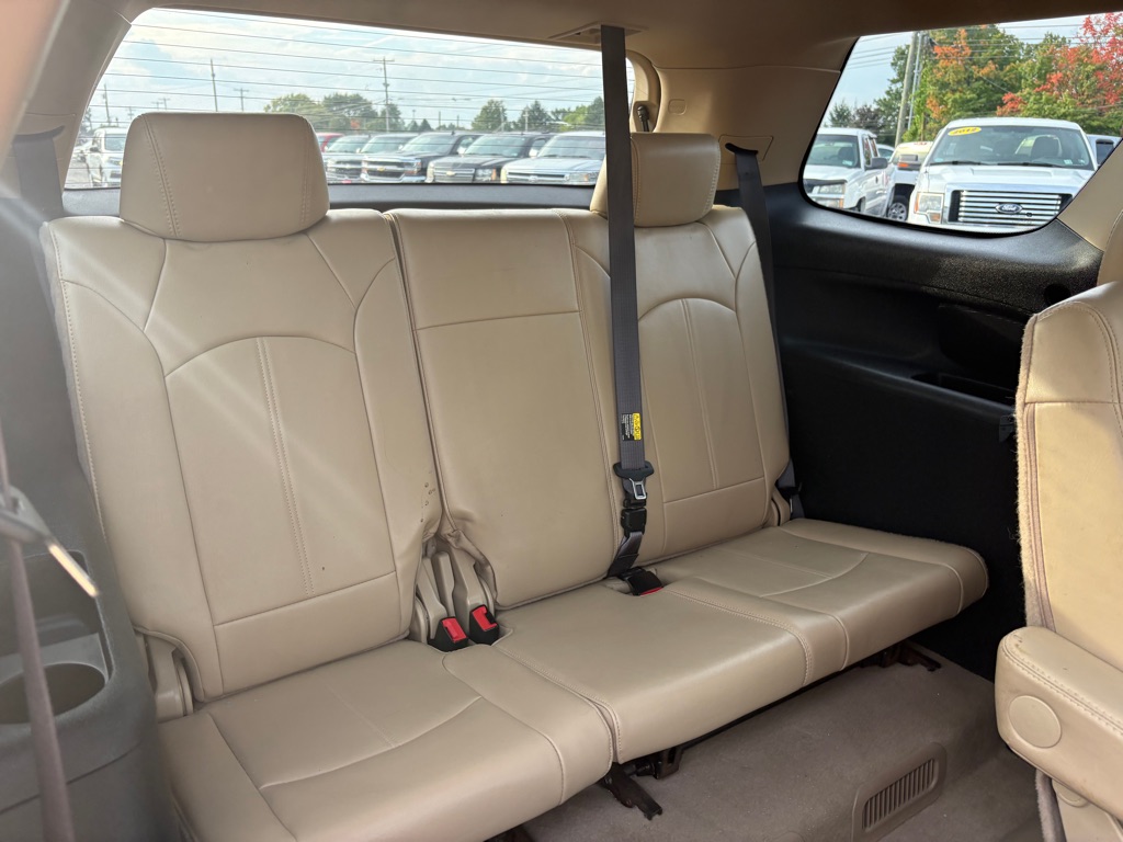 Photo 13 of this GMC ACADIA