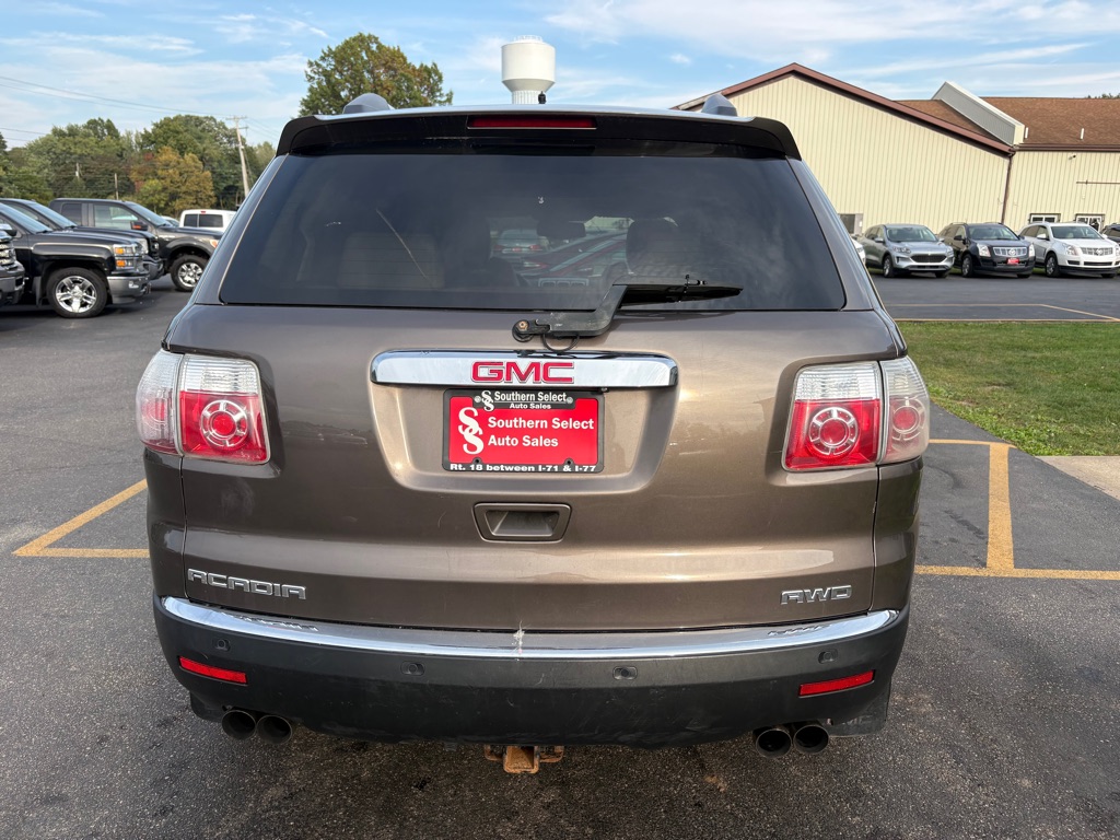 Photo 7 of this GMC ACADIA