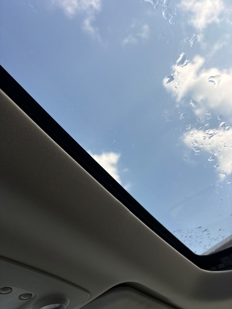 Photo 18 of this CHEVROLET TRAVERSE