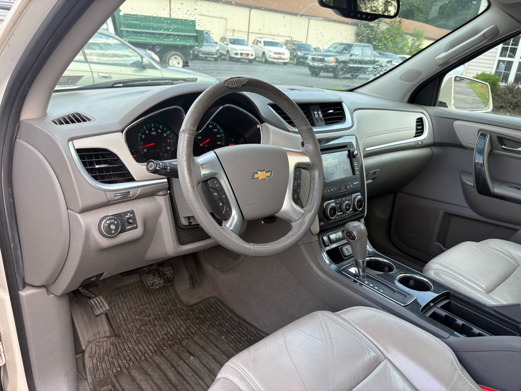 Photo 13 of this CHEVROLET TRAVERSE