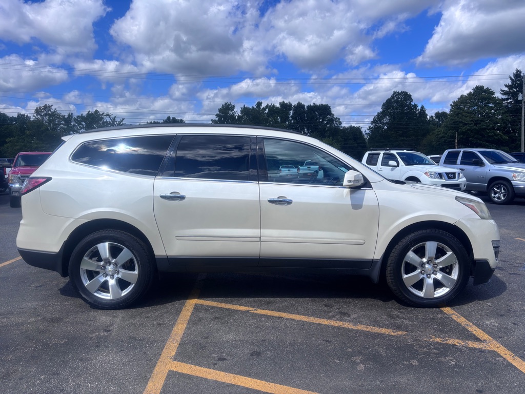 Photo 23 of this CHEVROLET TRAVERSE