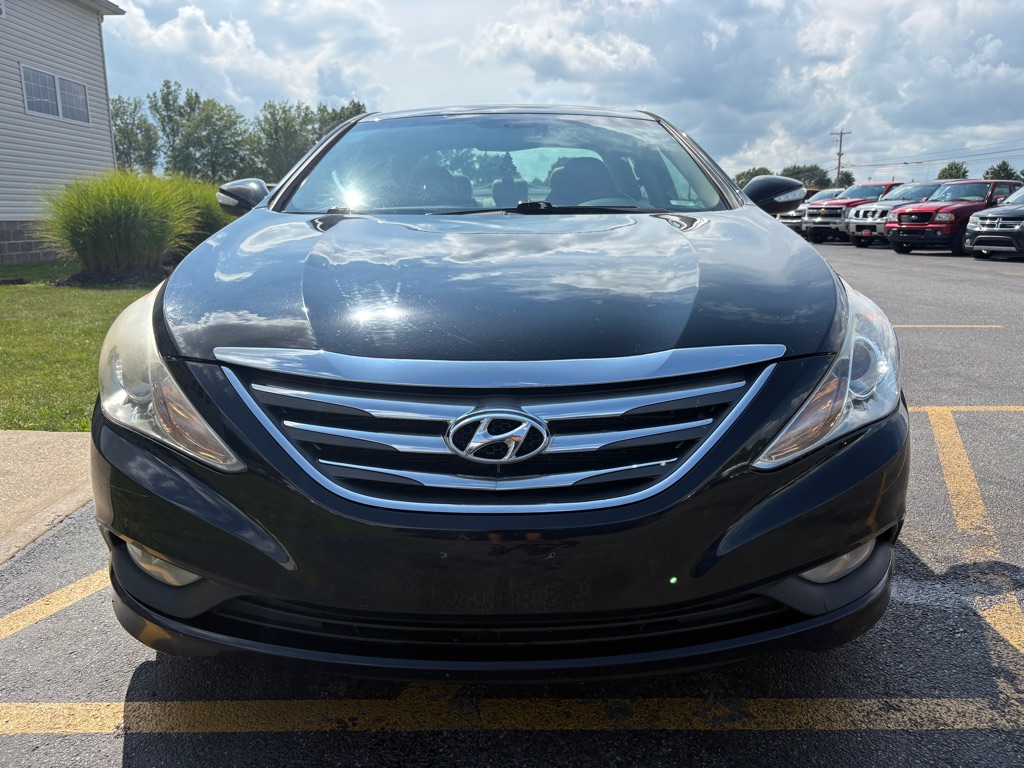 Photo 3 of this HYUNDAI SONATA