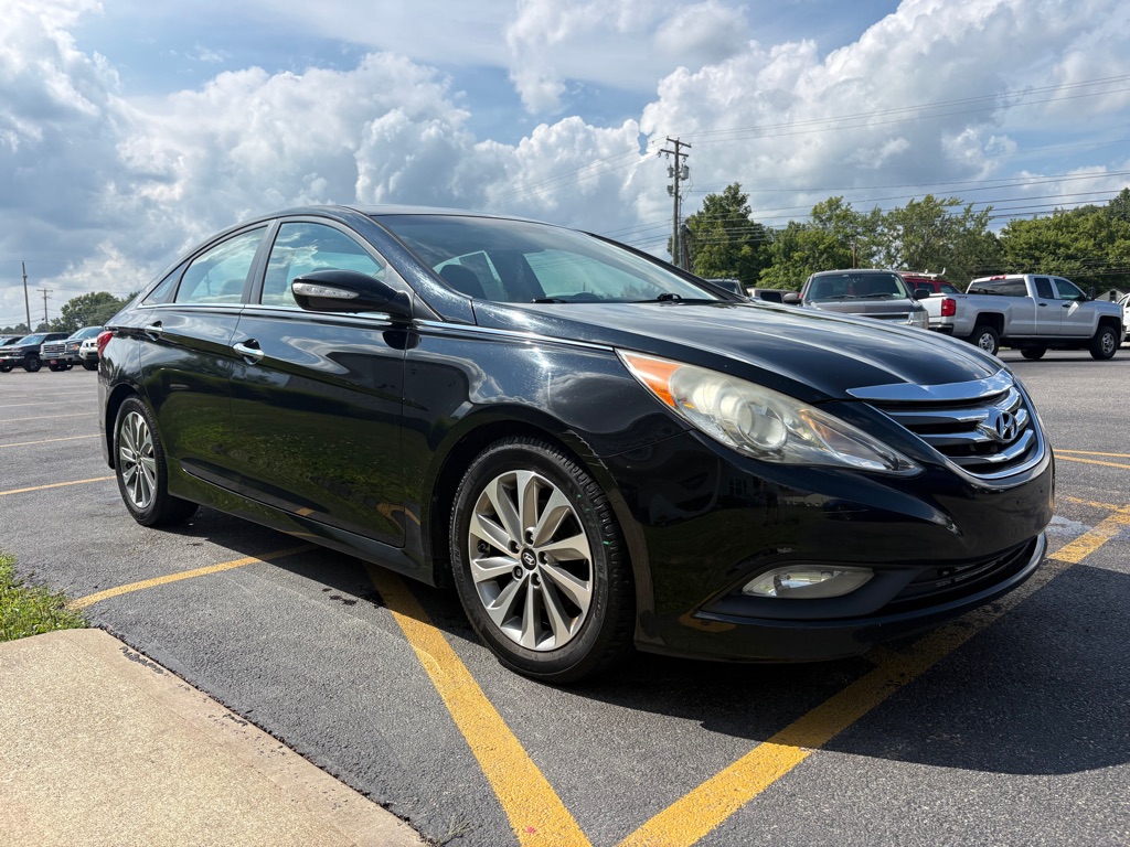 Photo 4 of this HYUNDAI SONATA