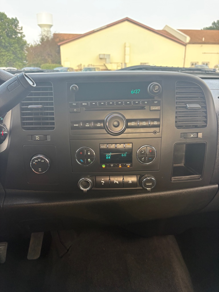 Photo 15 of this CHEVROLET SILVERADO 1500