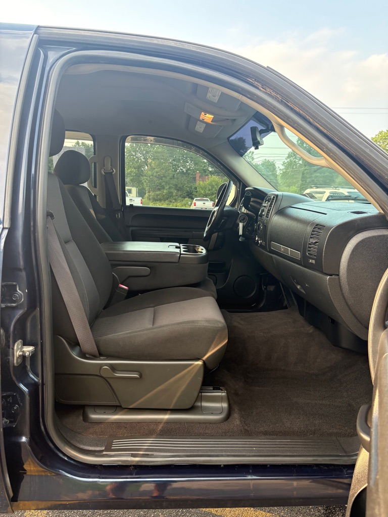 Photo 11 of this CHEVROLET SILVERADO 1500
