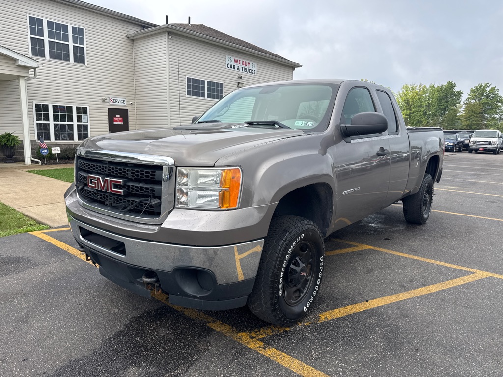 Photo 2 of this GMC SIERRA 2500HD