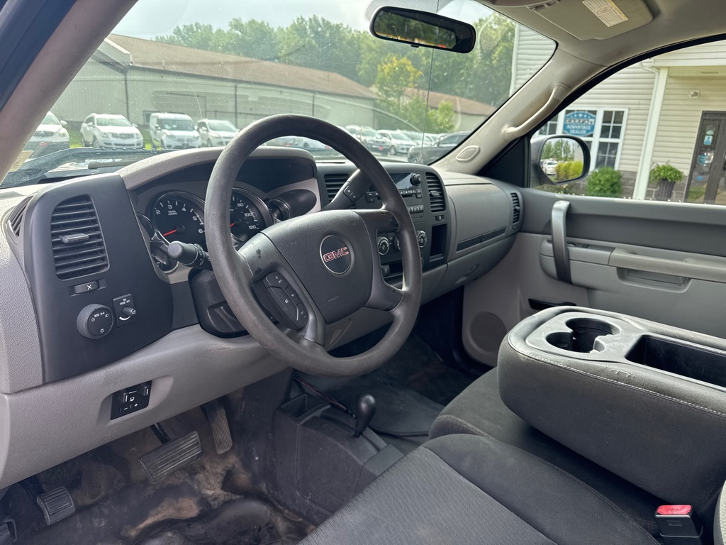 Photo 14 of this GMC SIERRA 2500HD