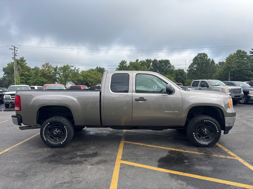 Photo 5 of this GMC SIERRA 2500HD