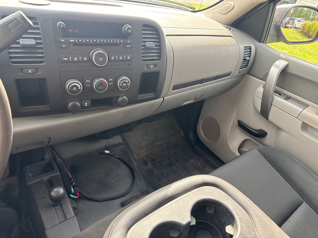 Photo 15 of this GMC SIERRA 2500HD