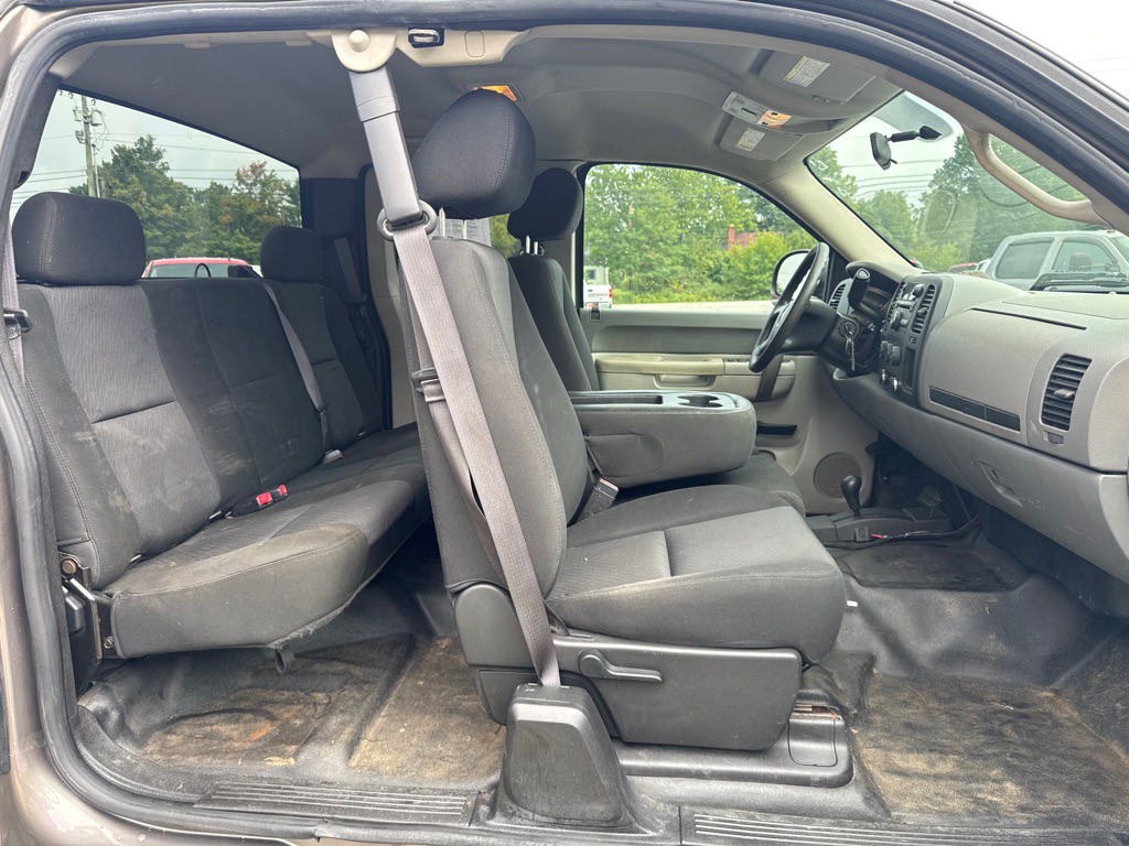 Photo 13 of this GMC SIERRA 2500HD
