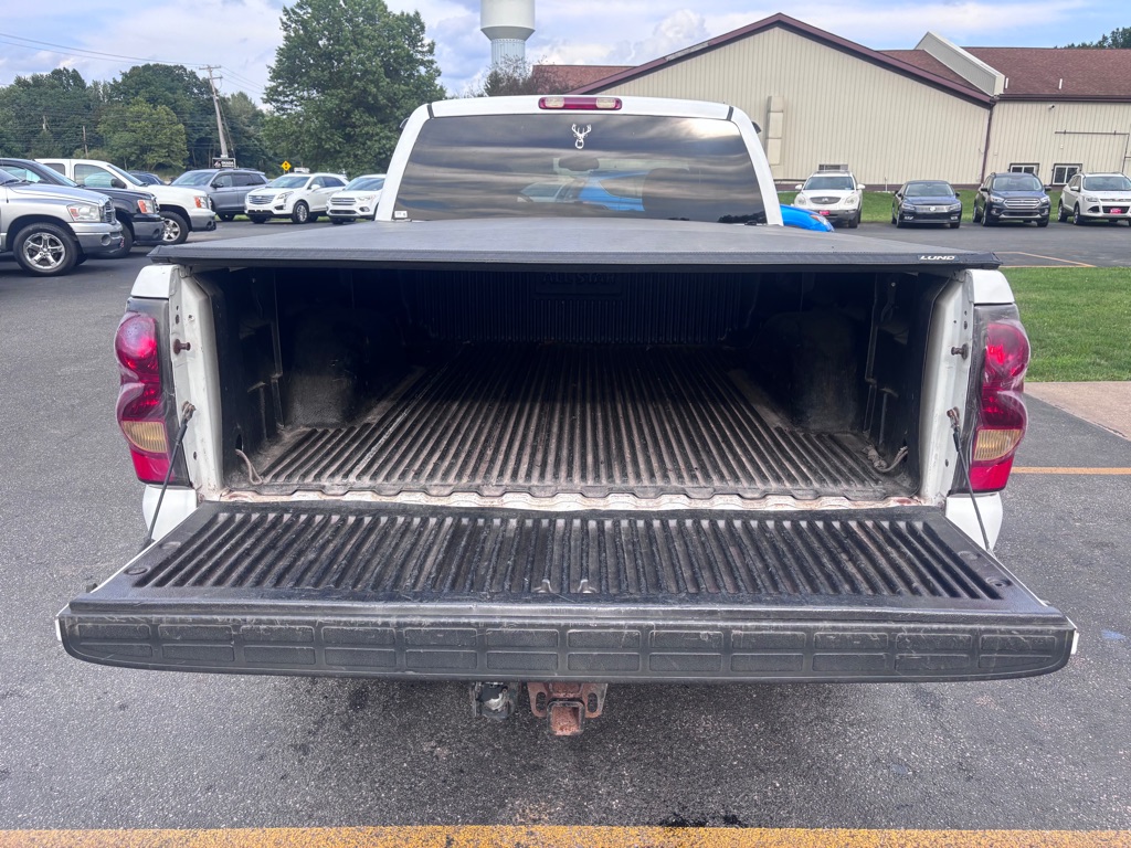 Photo 9 of this CHEVROLET SILVERADO 1500