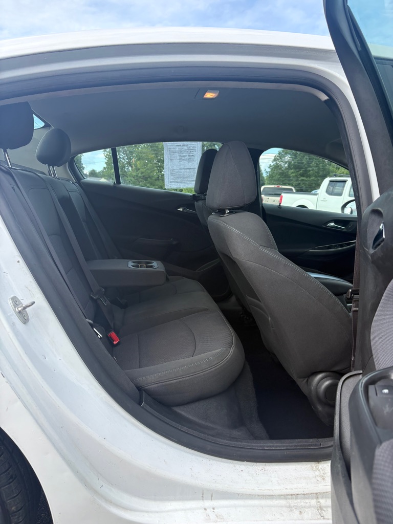 Photo 12 of this CHEVROLET CRUZE