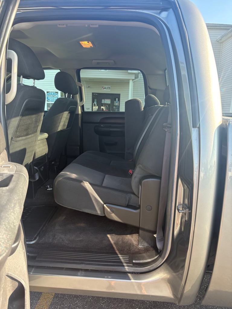 Photo 11 of this GMC SIERRA 3500HD