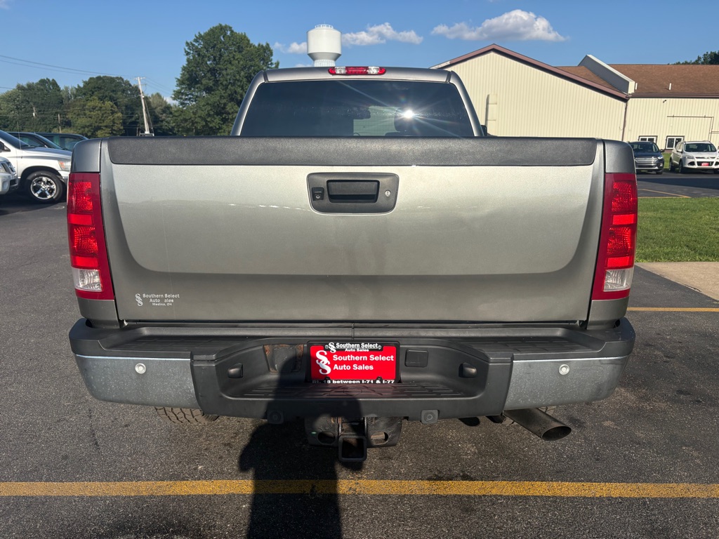 Photo 7 of this GMC SIERRA 3500HD
