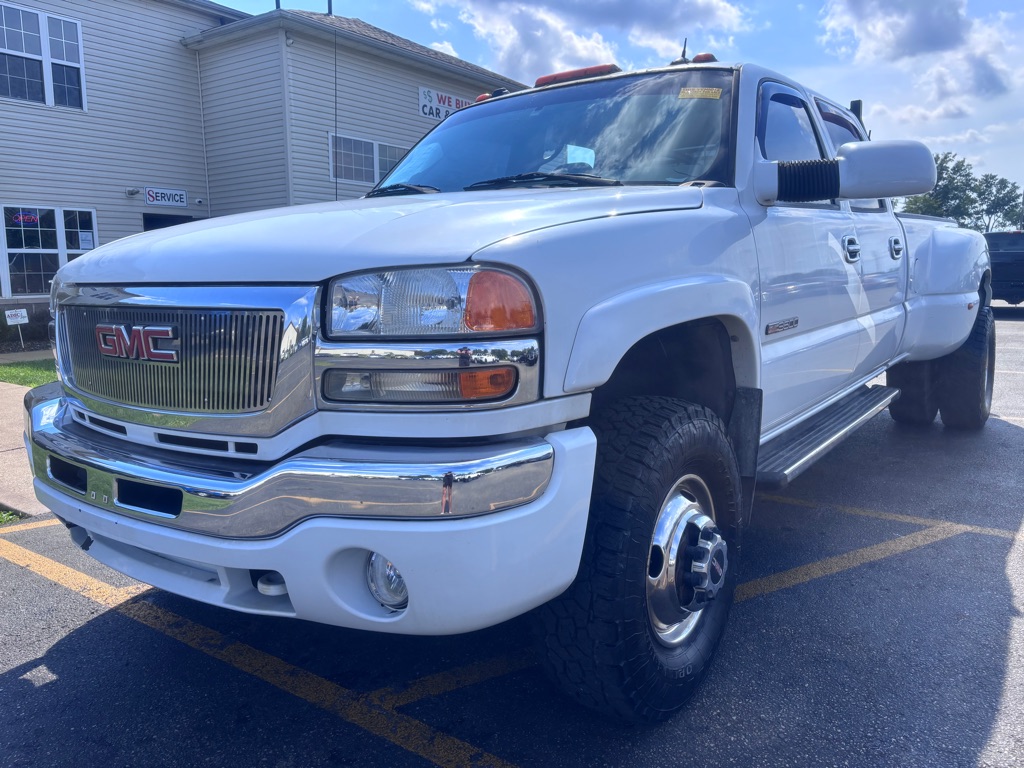 Photo 2 of this GMC SIERRA 3500