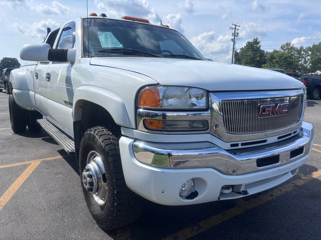 Photo 4 of this GMC SIERRA 3500