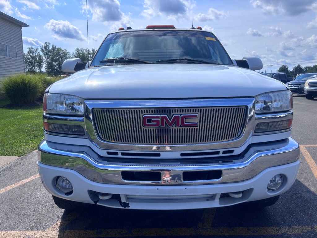 Photo 3 of this GMC SIERRA 3500